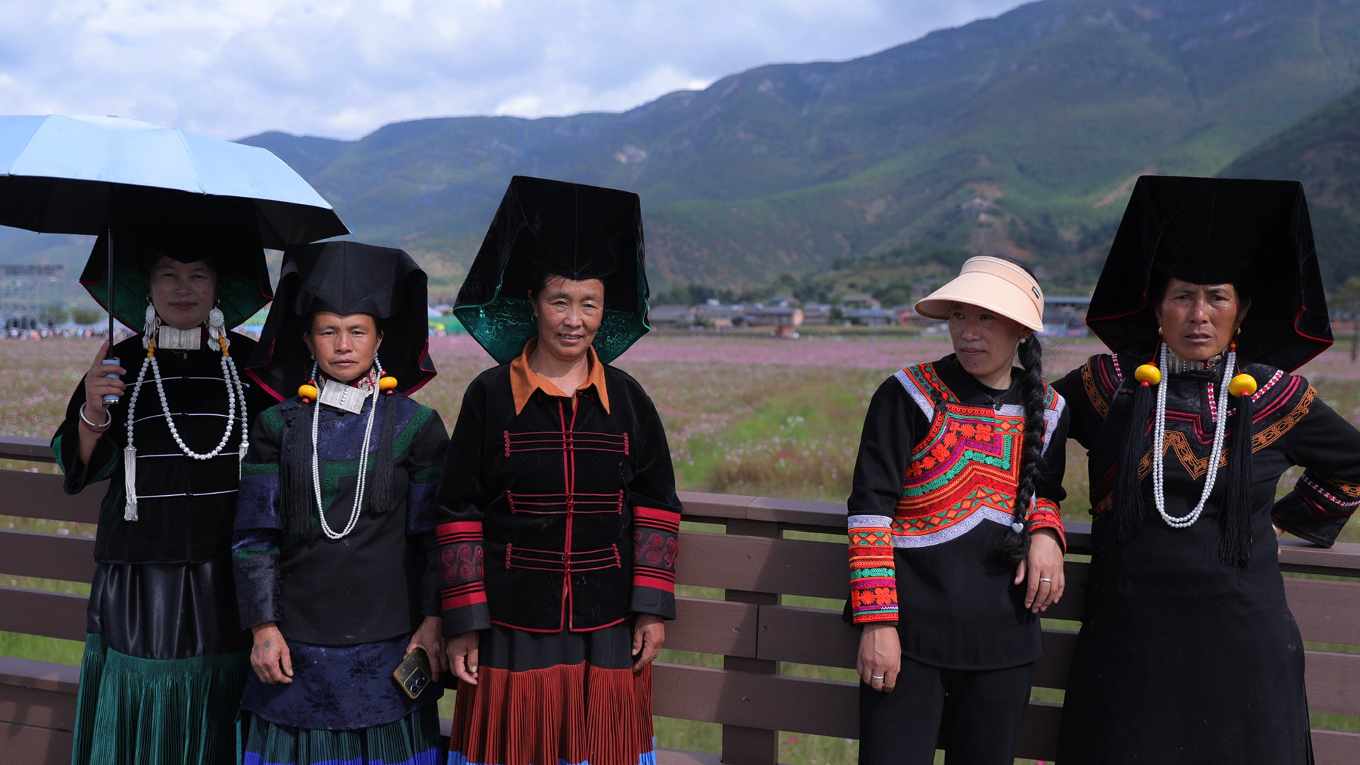 slider image slider_item_d7NPxm